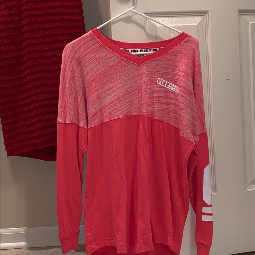 Pink Long-Sleeve/Sweatshirt